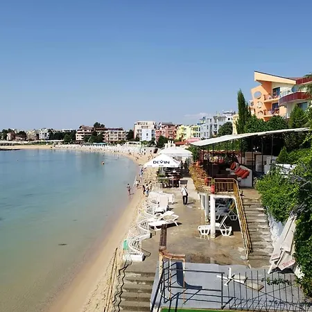 уютно и просторно студио Apartment