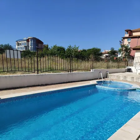 Apartament уютно и просторно студио